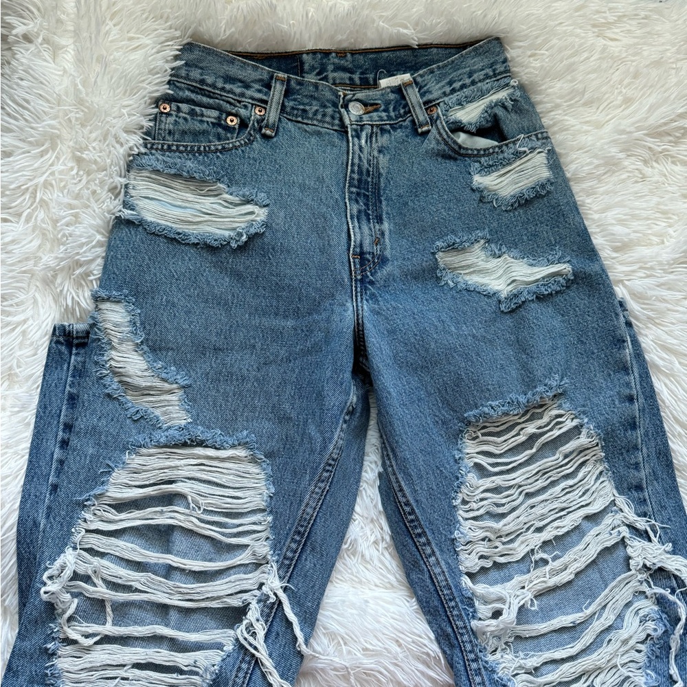 Vintage Levi’s 560s - Picture 2 of 6